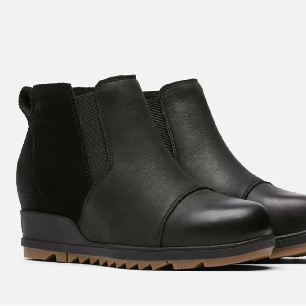 Sorel Evie Pull On Bootie size 9